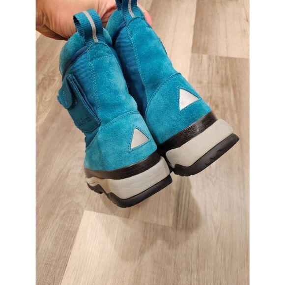 L.L.Bean Turquoise Suede Girls Winter Boots size 5 - Picture 7 of 9